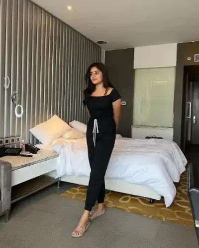 Call Girls Padrauna Cash On Delivery